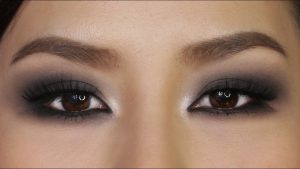 smokey eye